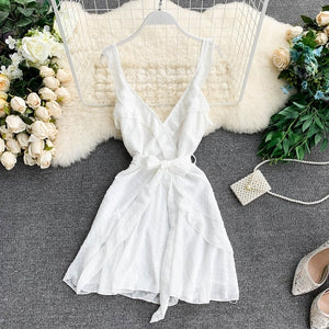 Seaside Vacation Dress V-neck Bobbin Spinning Backless