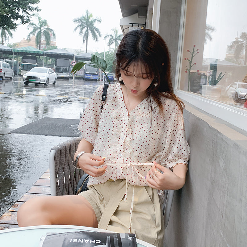 Casual Chiffon Singel-breasted Dots Lantern  V-neck Tops